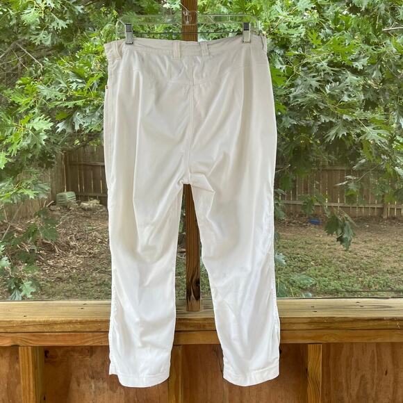 Escada Women's White Cropped Pants Size 42 (U.S. Large) - Picture 2 of 7